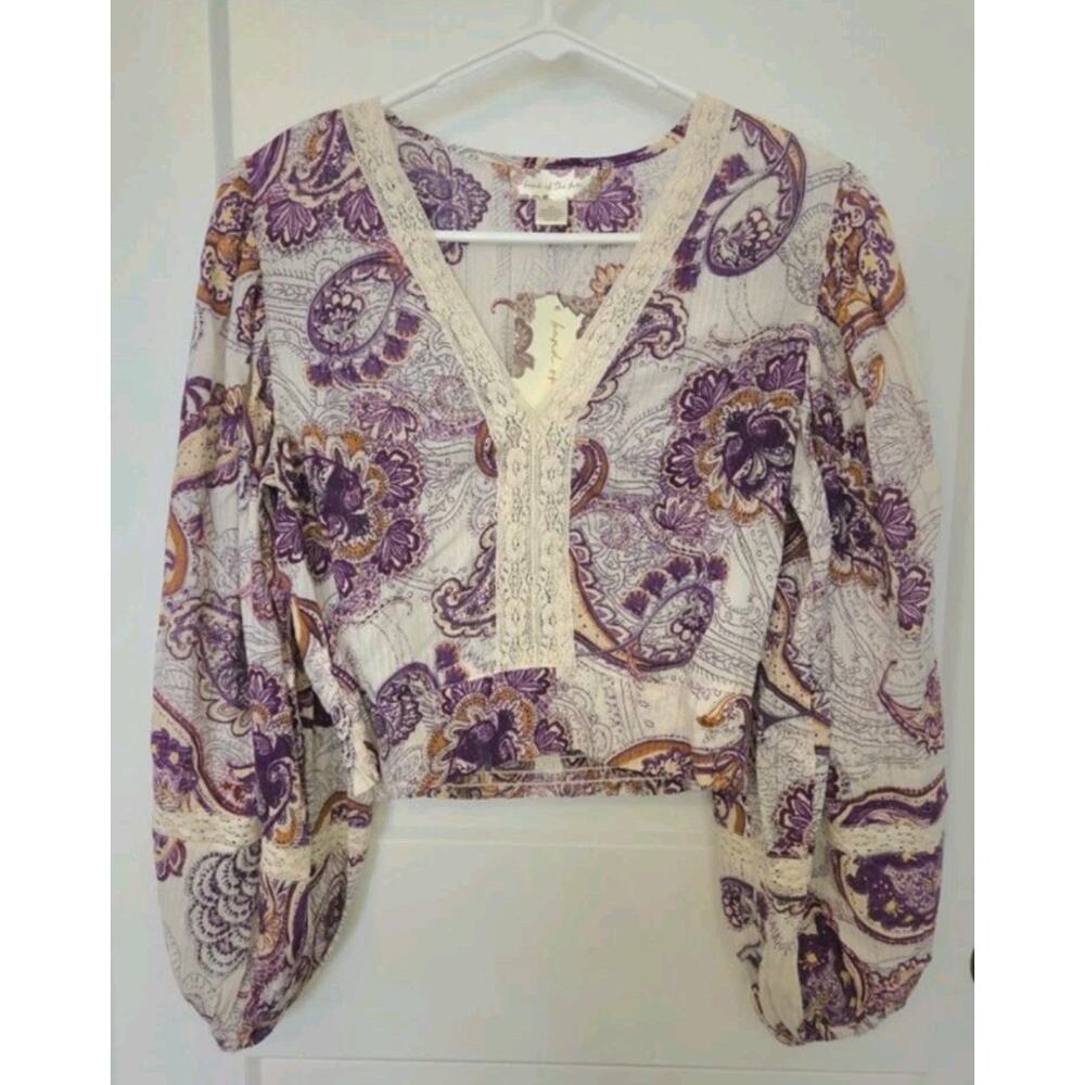Band of the Free Blouse XS NWT Cream Purple Paisley Boho Balloon Sleeve Top